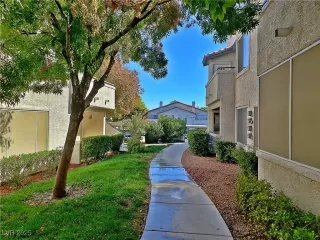 Photo #2: 2683402 Listing 
