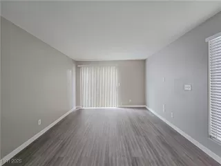 Photo #5: 2683402 Listing 