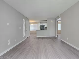 Photo #6: 2683402 Listing 