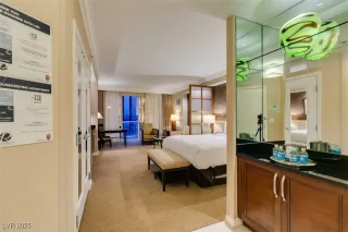 Photo #2: 2683408 Listing