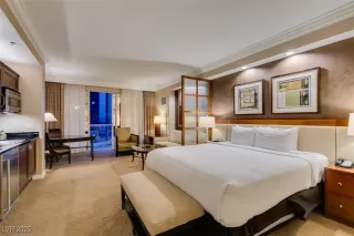 Photo #5: 2683408 Listing