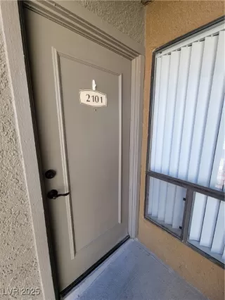 Photo #6: 2683428 Listing