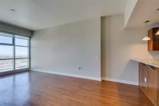 Photo #3: 2683441 Listing 