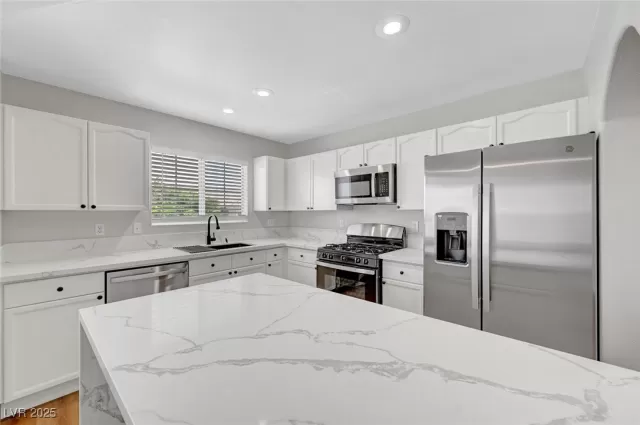 MLS: 2683450 Condo For Sale