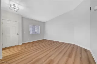 Photo #3: 2683450 Listing 