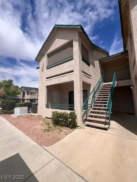 MLS: 2683472 Condo For Sale