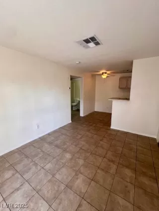 Photo #5: 2683472 Listing 