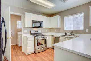 Photo #3: 2683478 Listing 