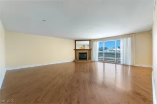 Photo #1: 2683483 Listing