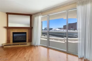 Photo #2: 2683483 Listing