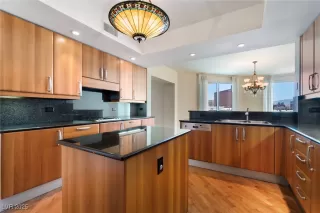 Photo #6: 2683483 Listing