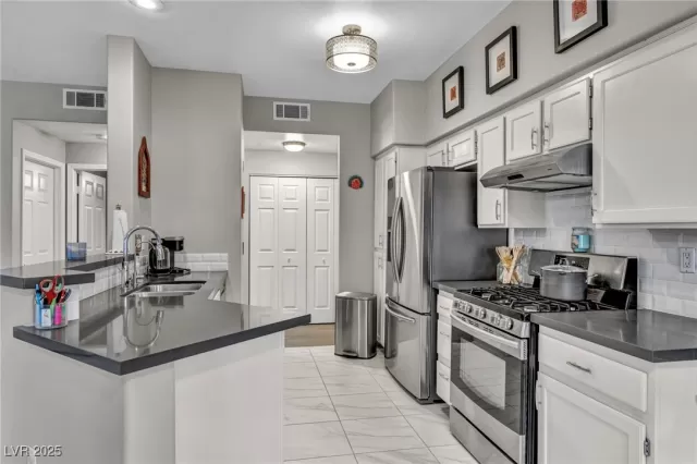 MLS: 2683493 Condo For Sale