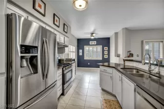 Photo #4: 2683493 Listing