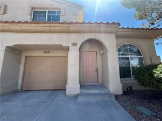 Photo #1: 2683495 Listing 