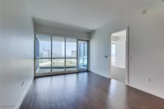 Photo #5: 2683501 Listing 