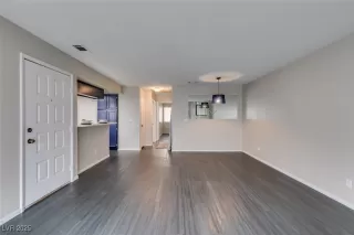 Photo #2: 2683528 Listing 