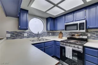 Photo #5: 2683528 Listing 