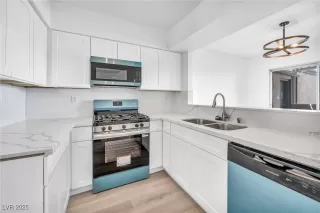 Primary Photo for MLS#: 2683567