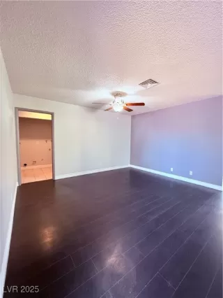 Photo #3: 2683577 Listing