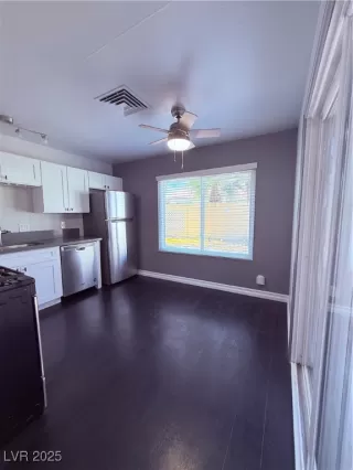 Photo #6: 2683577 Listing