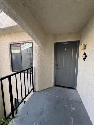 Photo #2: 2683594 Listing 