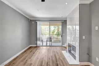 Photo #4: 2683598 Listing