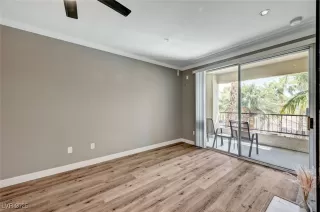 Photo #5: 2683598 Listing