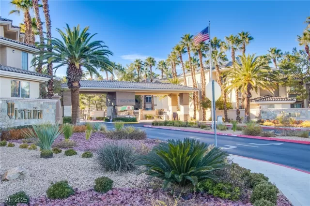 MLS: 2683601 Condo For Sale