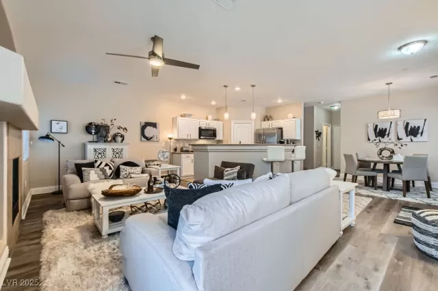 MLS: 2683610 Condo For Sale