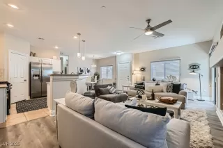 Photo #6: 2683610 Listing