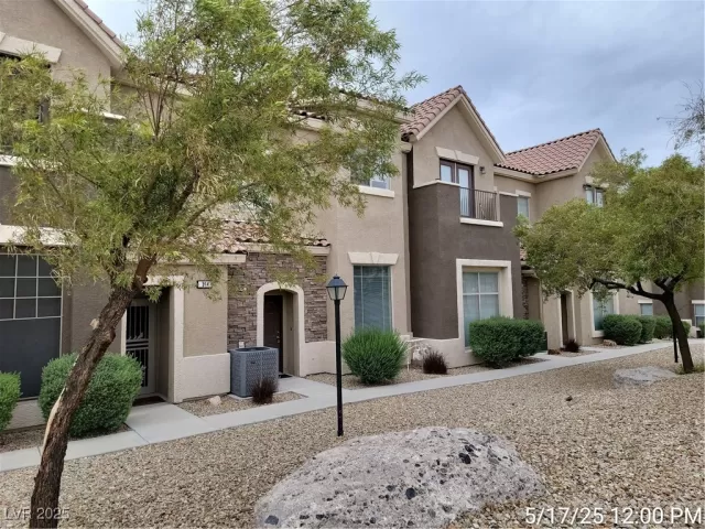 MLS: 2683619 Condo For Sale