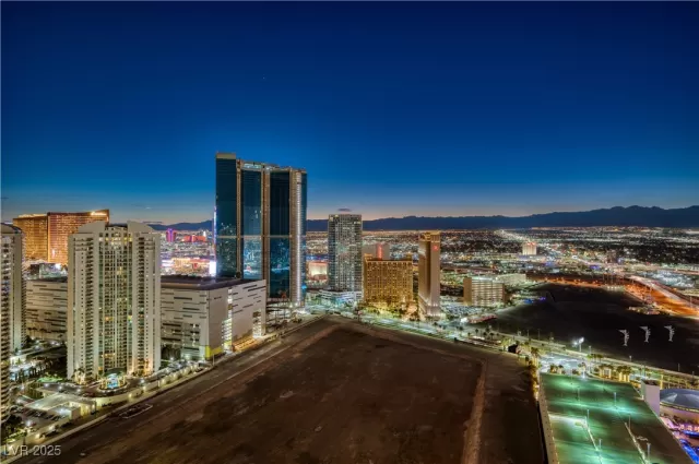 MLS: 2683620 Condo For Sale