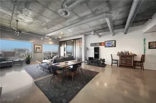 Photo #1: 2683633 Listing 