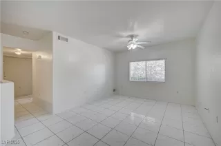 Photo #3: 2683636 Listing