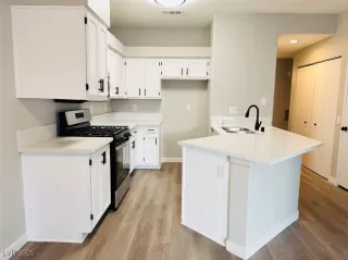 Photo #3: 2683648 Listing 