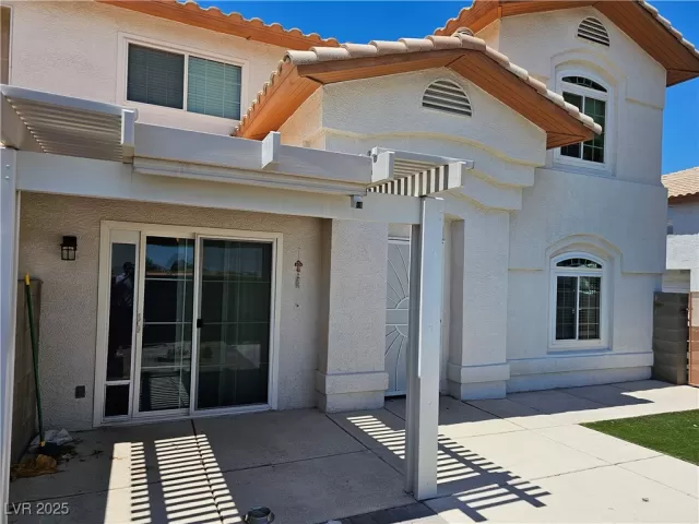 MLS: 2683665 Condo For Sale