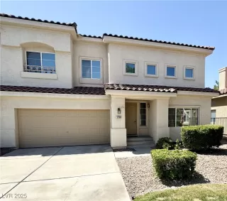 Photo #1: 2683667 Listing 