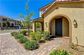 Photo #5: 2683701 Listing 