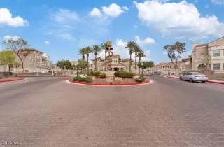 Photo #3: 2683716 Listing 