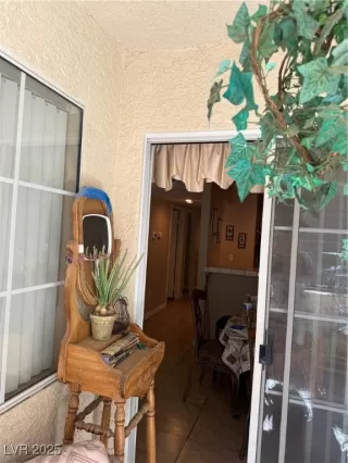 Photo #5: 2683760 Listing