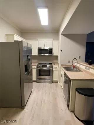 Photo #3: 2683780 Listing 