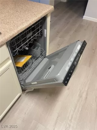 Photo #5: 2683780 Listing 