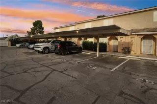 Photo #2: 2683788 Listing