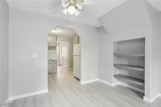 Photo #5: 2683788 Listing