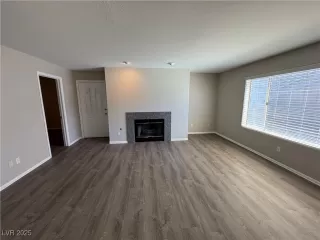 Photo #3: 2683808 Listing 