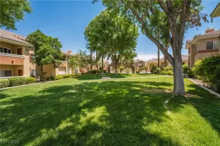 Photo #3: 2683817 Listing