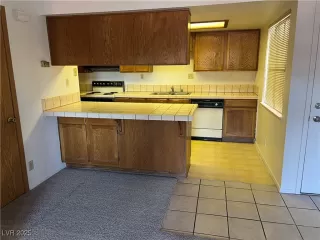 Photo #6: 2683819 Listing