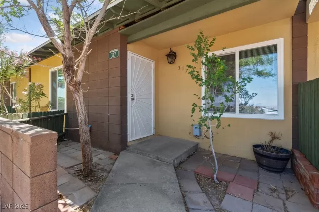 MLS: 2683822 Condo For Sale