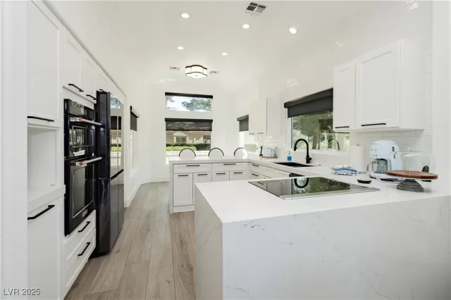 MLS: 2683824 Condo For Sale