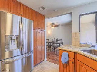 Photo #3: 2683863 Listing